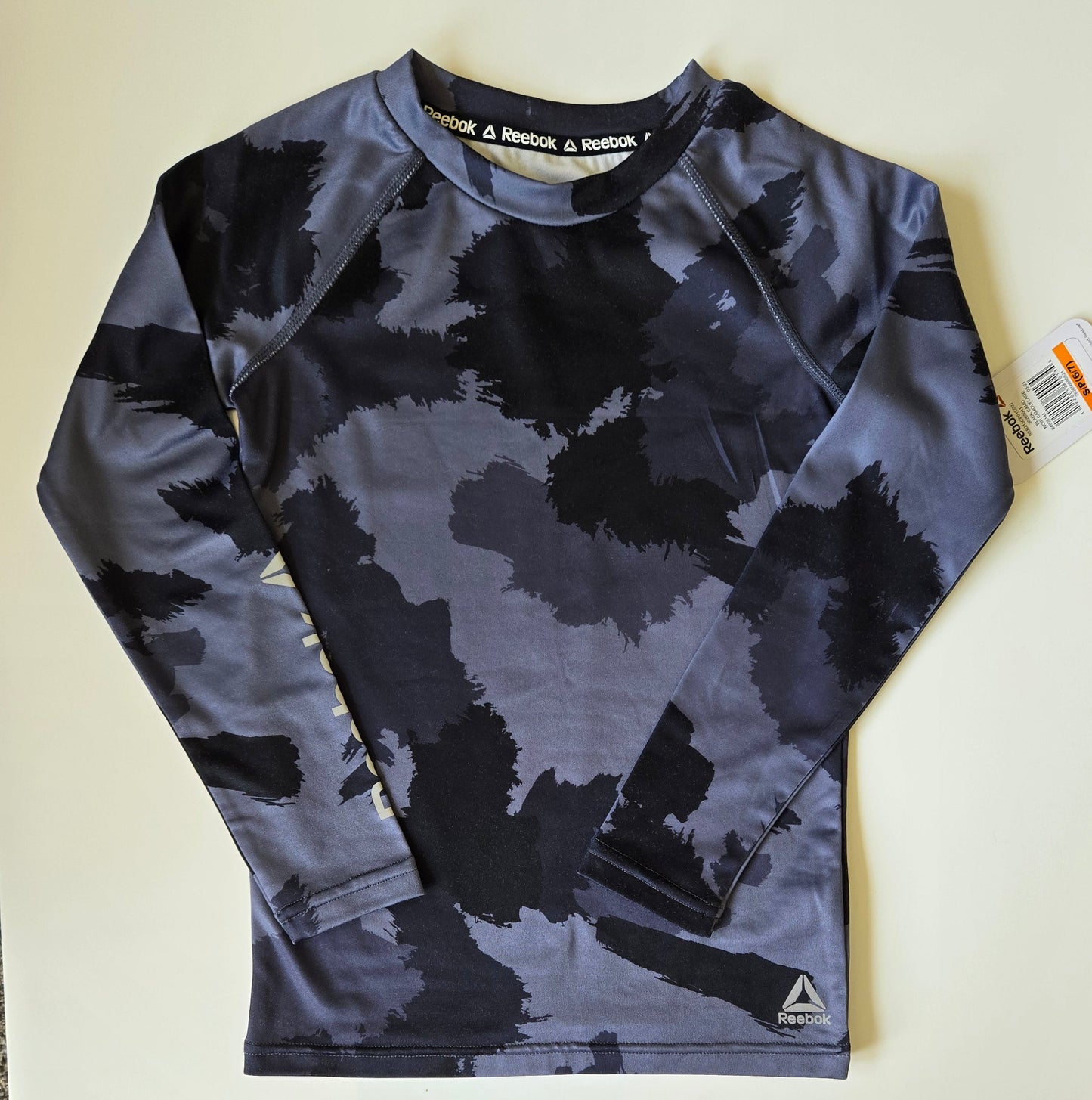 Reebok Long Sleeve T-Shirt size S 6/7 NWT