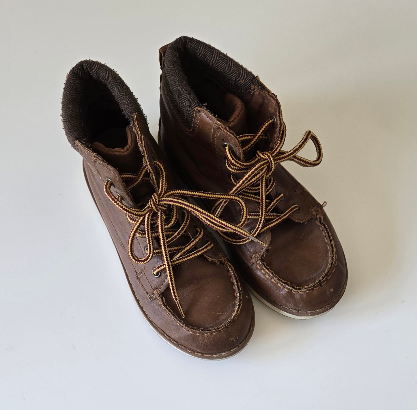 Old Navy Shoes size 12