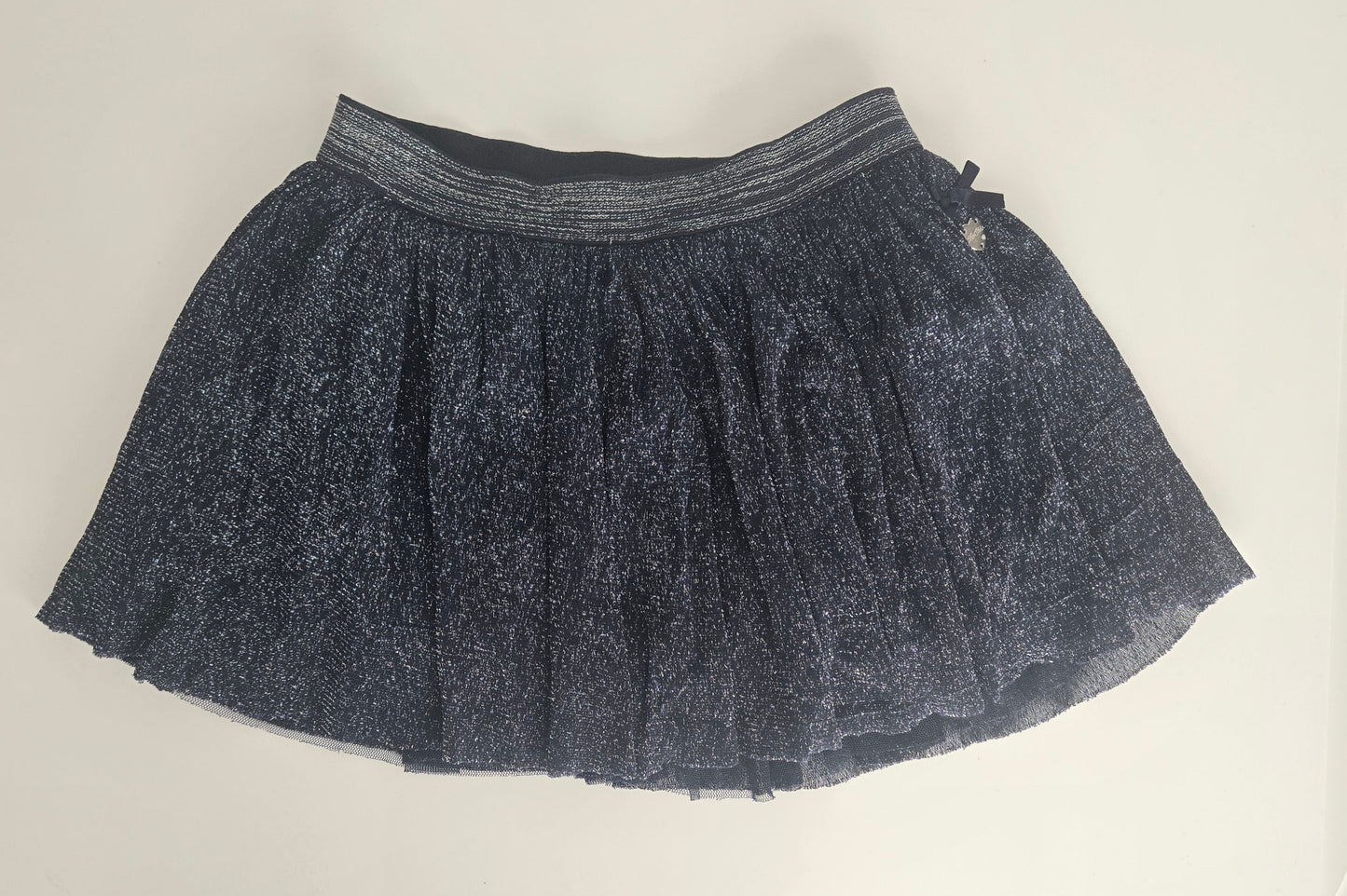 Le Chic Skirt compares to size 6/7