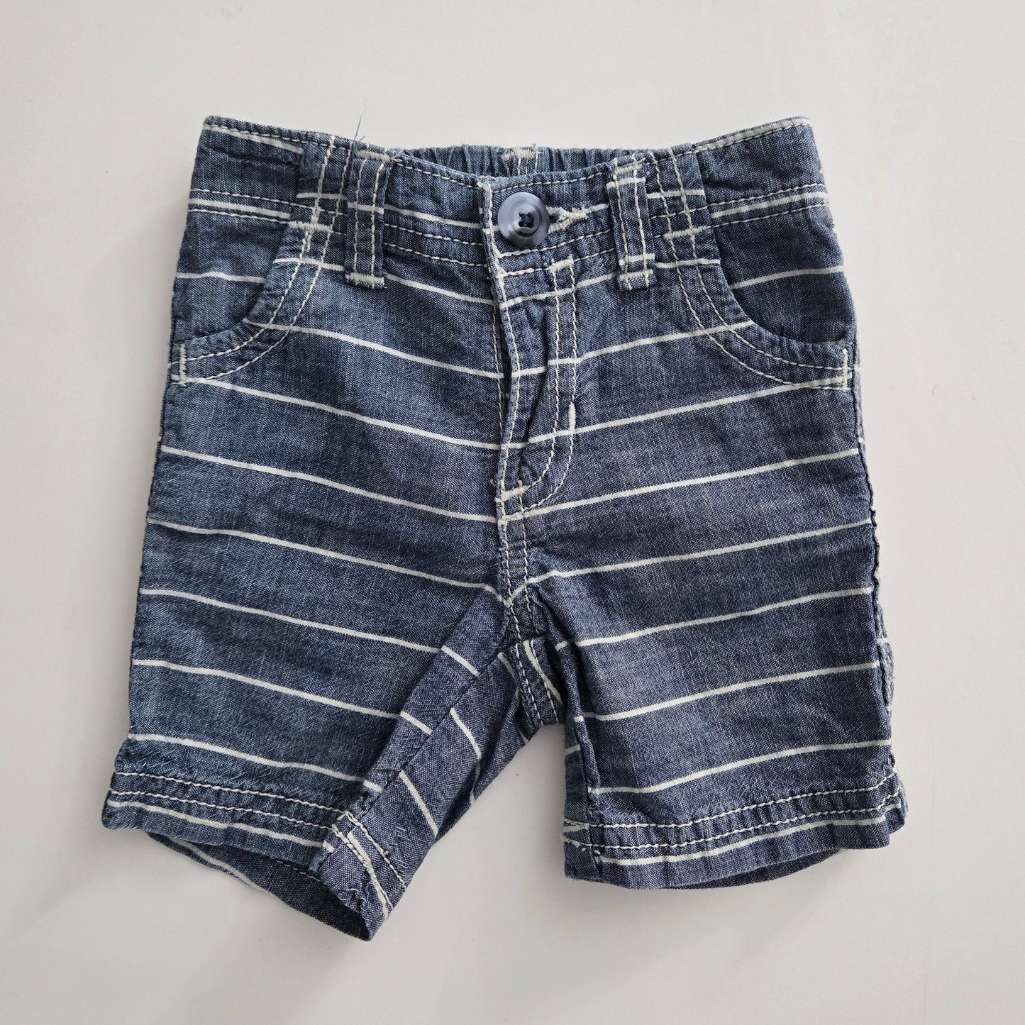 Old Navy Shorts 6-12 m