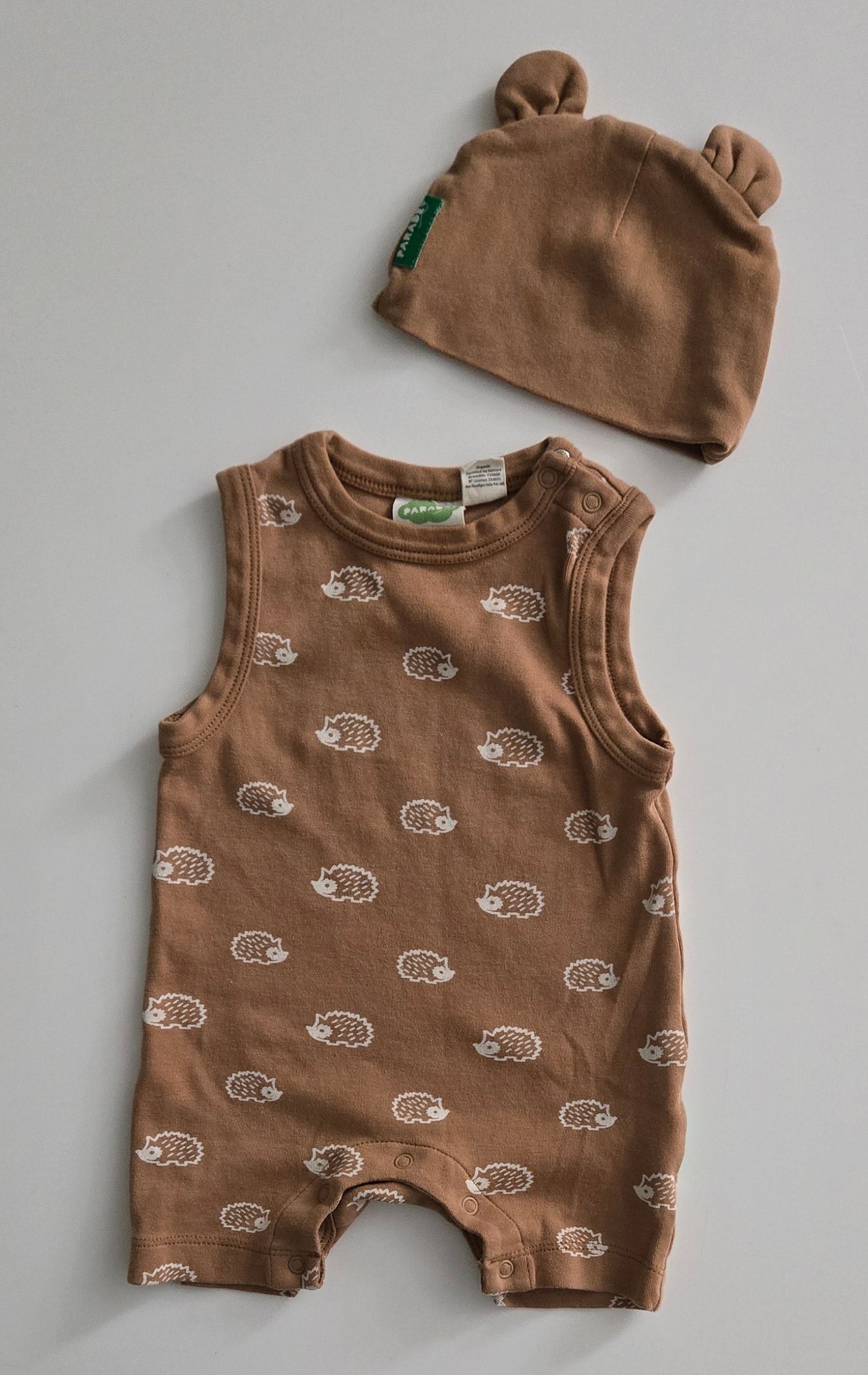Parade Organics Romper and Hat size 3-6 months
