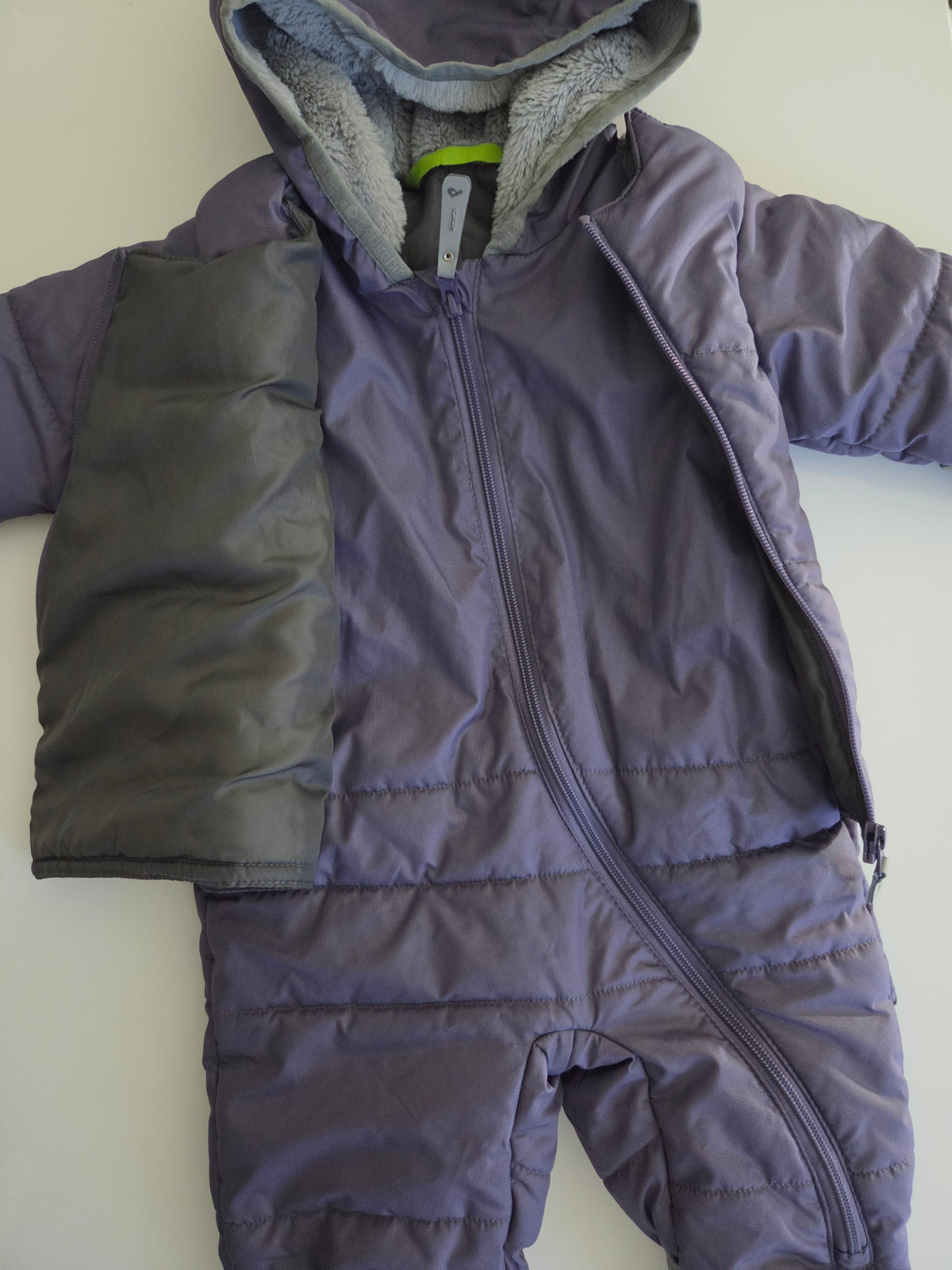 Perlim Pinpin 6 Month Snowsuit - fits bigger
