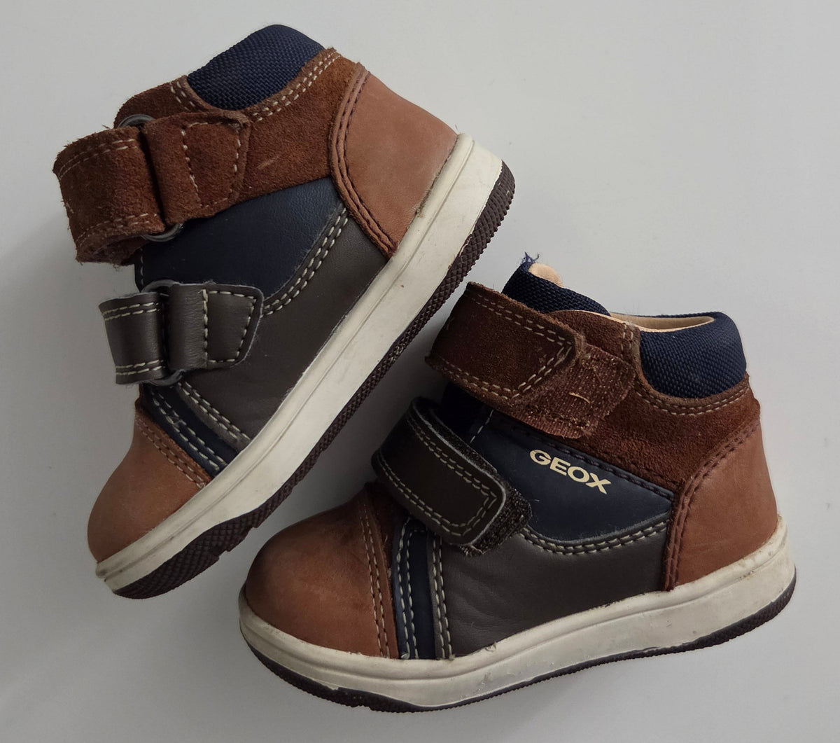 Geox size 20 (US 4.5) 12-18 Month