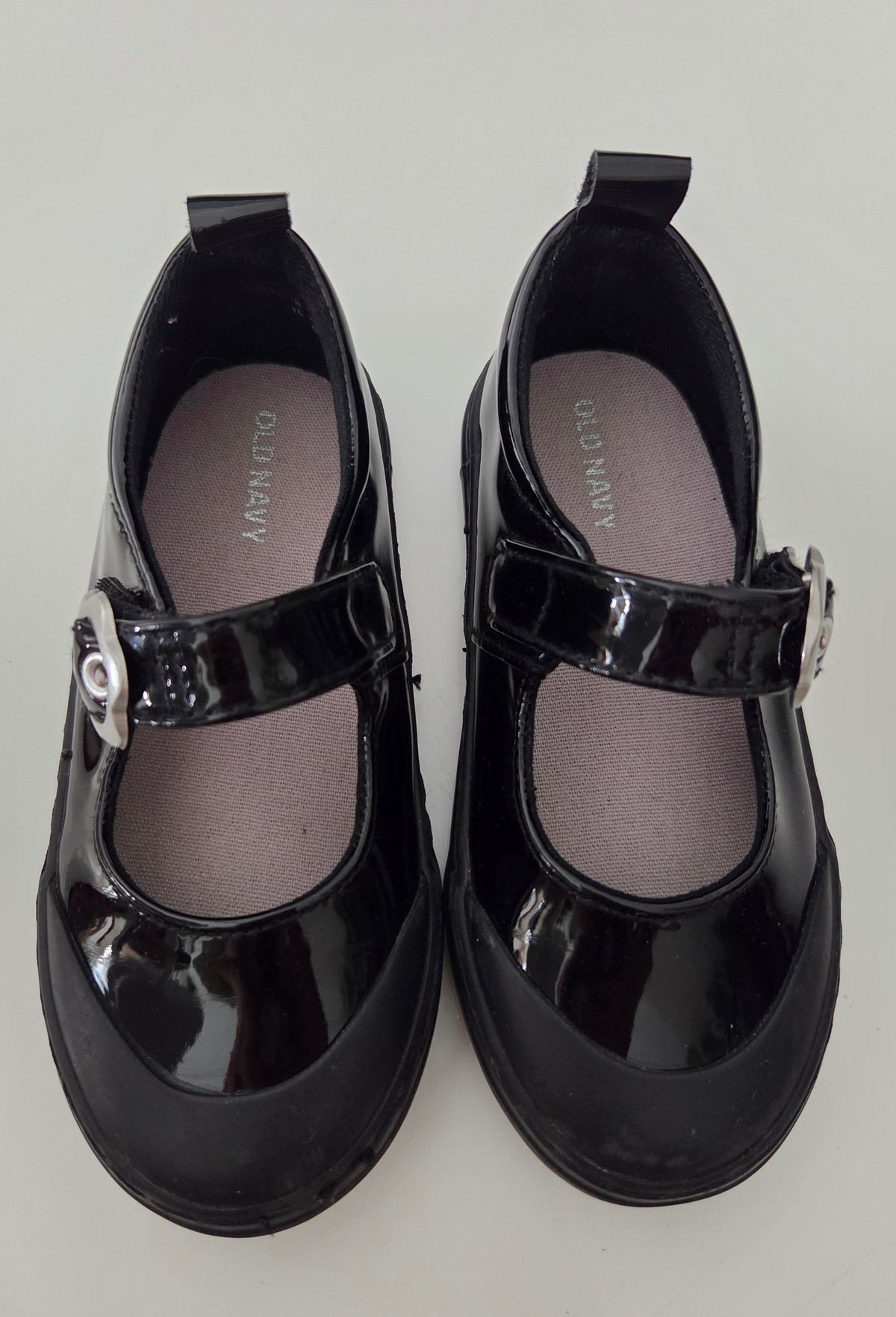 Old Navy size 8 (toddler) Shoes