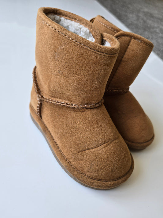 Joe Fresh Baby size 4 Boots