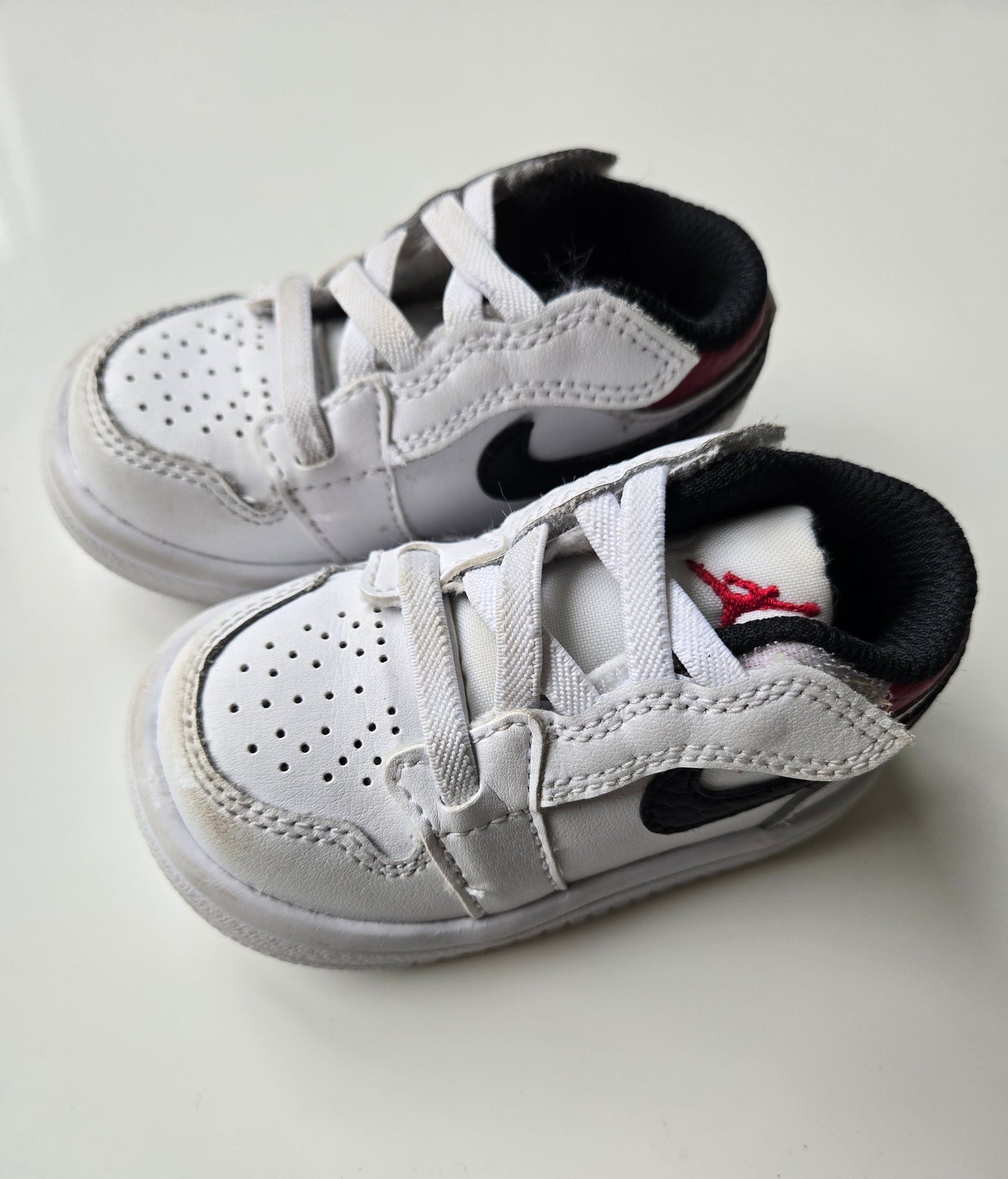 Nike Jordans Runners size 4C