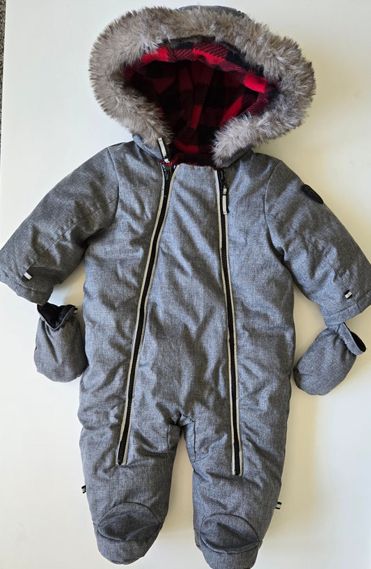 Canadiana 3-6 months Snowsuit