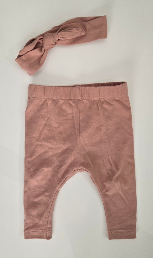 Dirkje Leggings and matching Bow size 56/3m