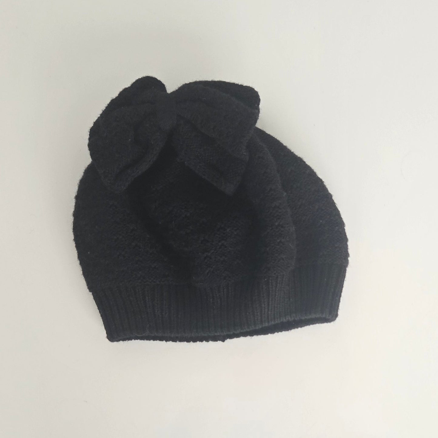 Complit Hat with Bow approx 3T