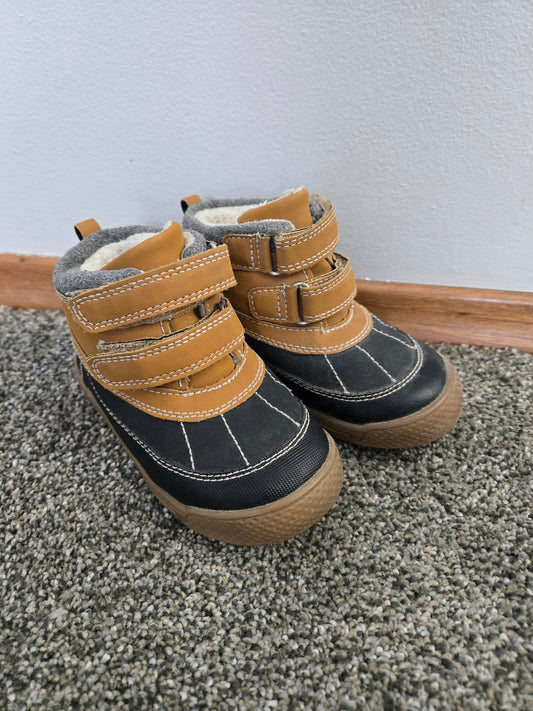 Joe Fresh size 8 Boots *