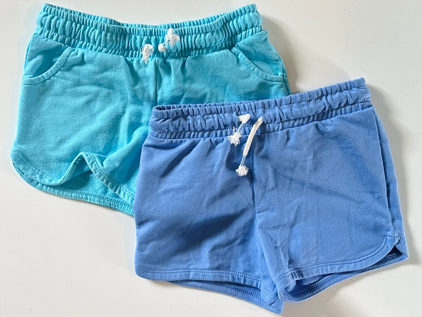 Cat & Jack shorts size small (6)