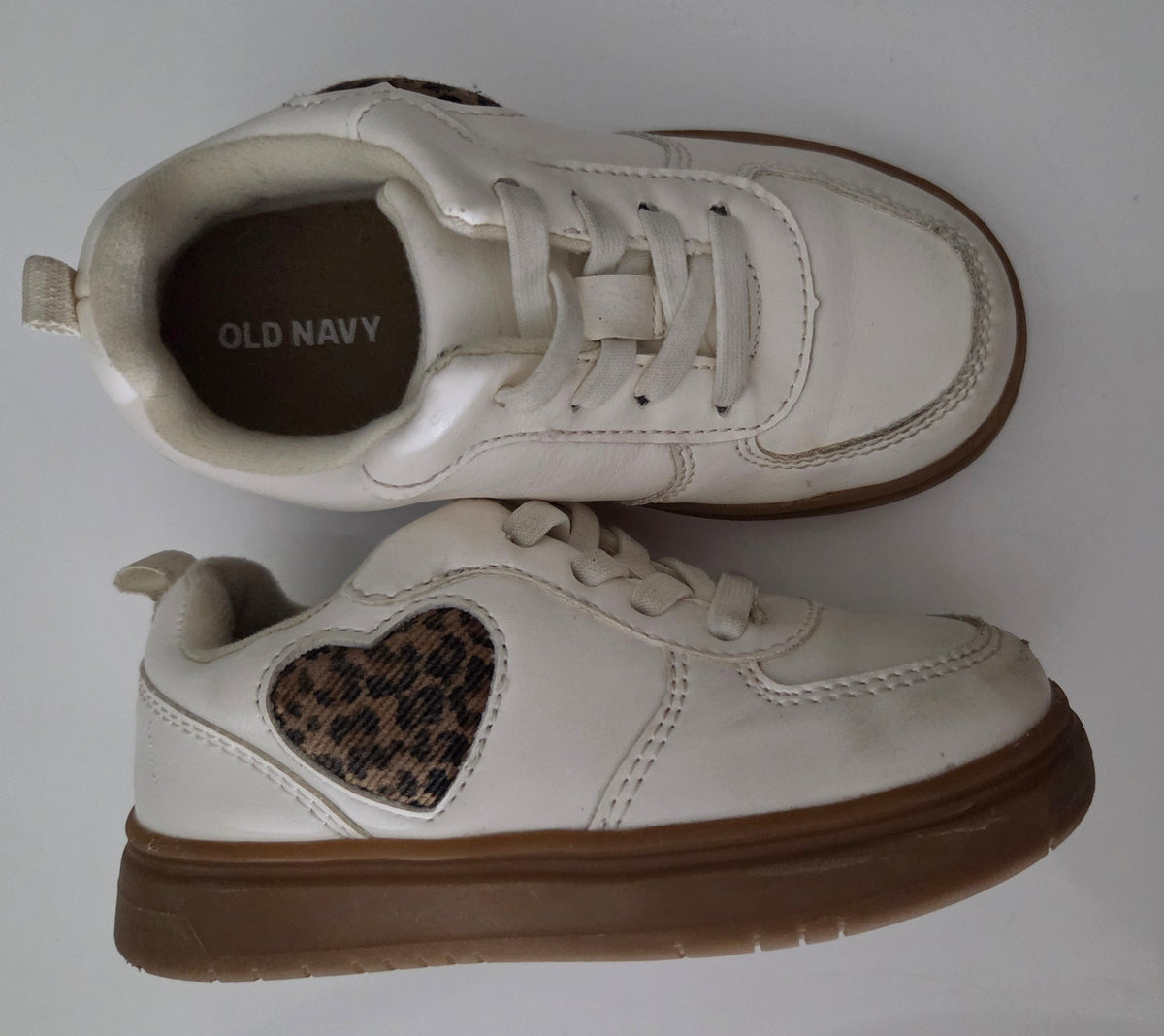 Old Navy size 8 (toddler) Shoes *