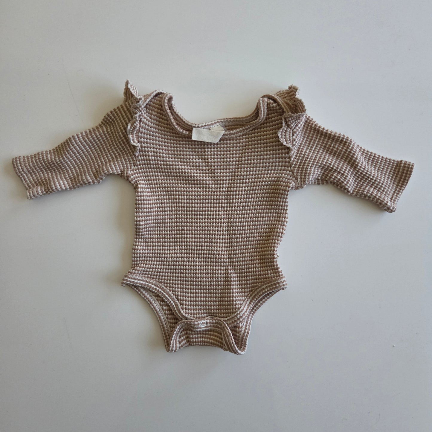 Snug Bodysuits 3 pack size 3-6 m