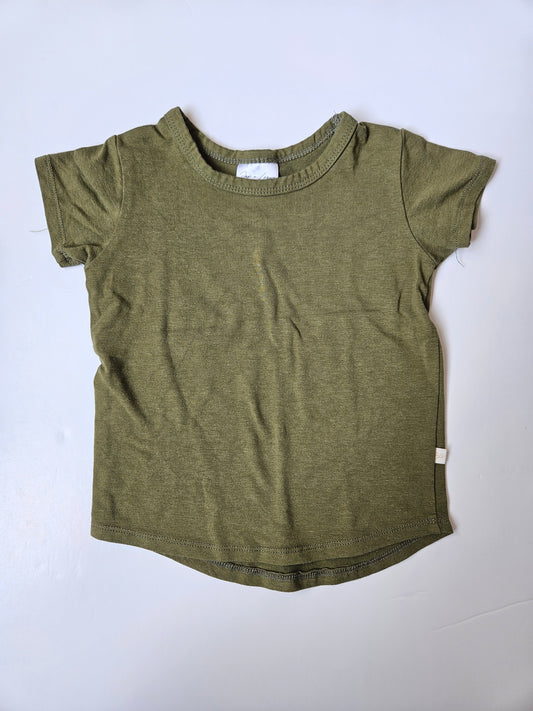 Jax + Lennon green tshirt size 12 to 18m