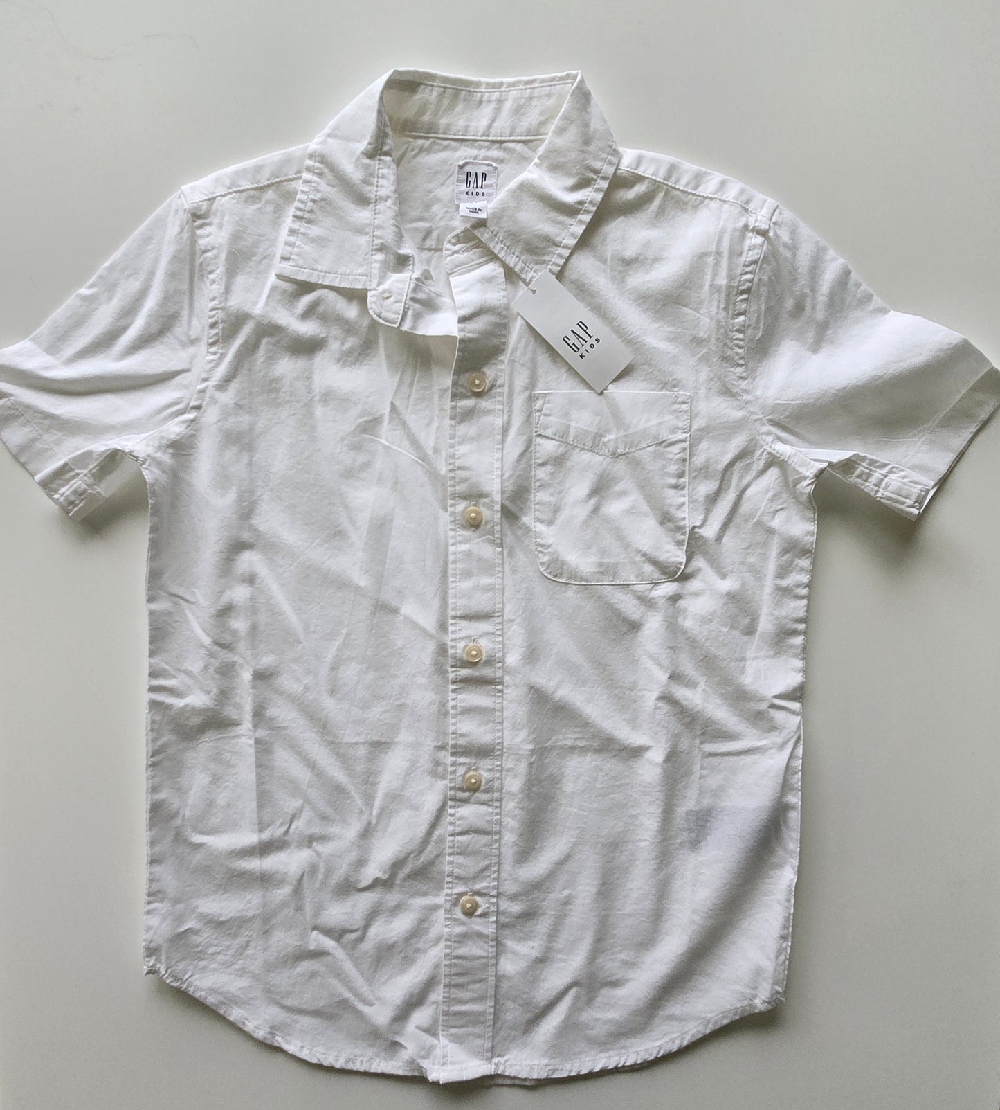 NWT Gap Button Up size S 6-7