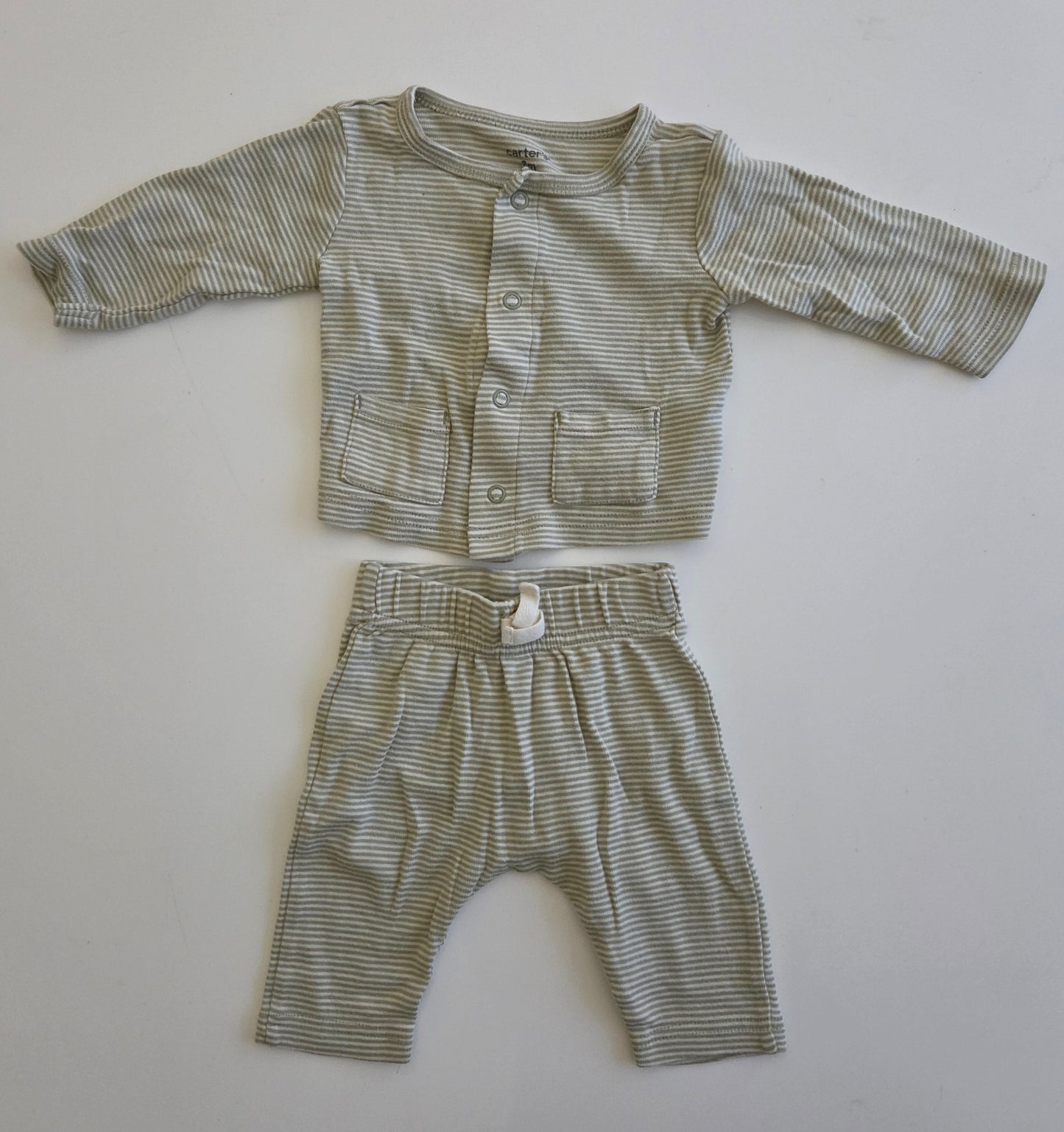 Carters Outfit 3m