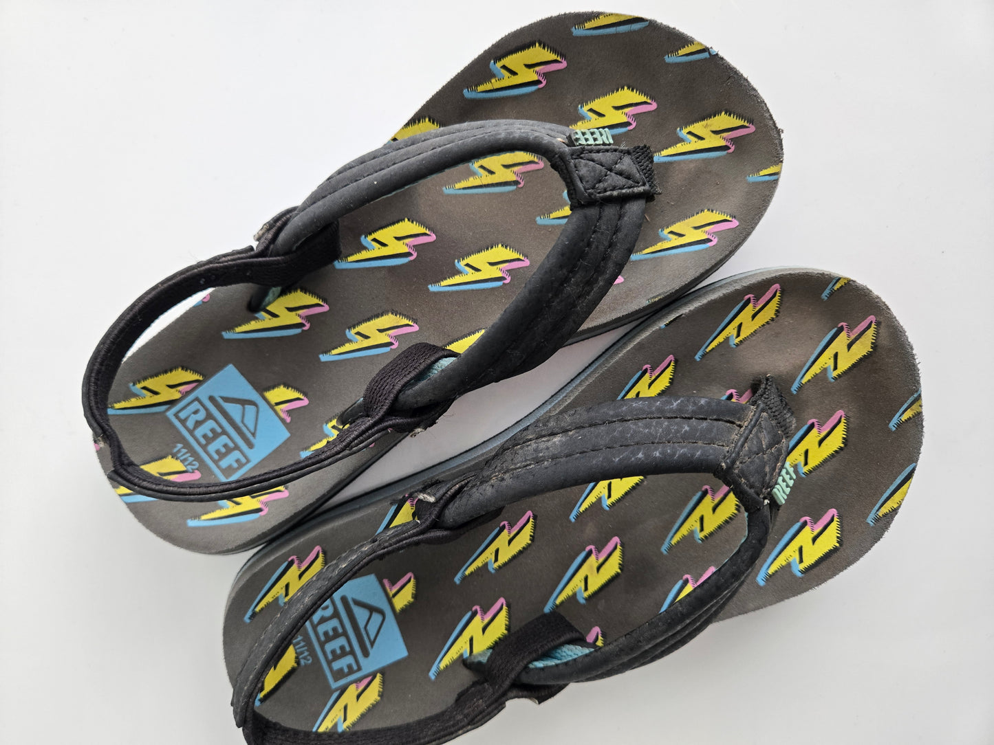 Reef Sandals size  11/12