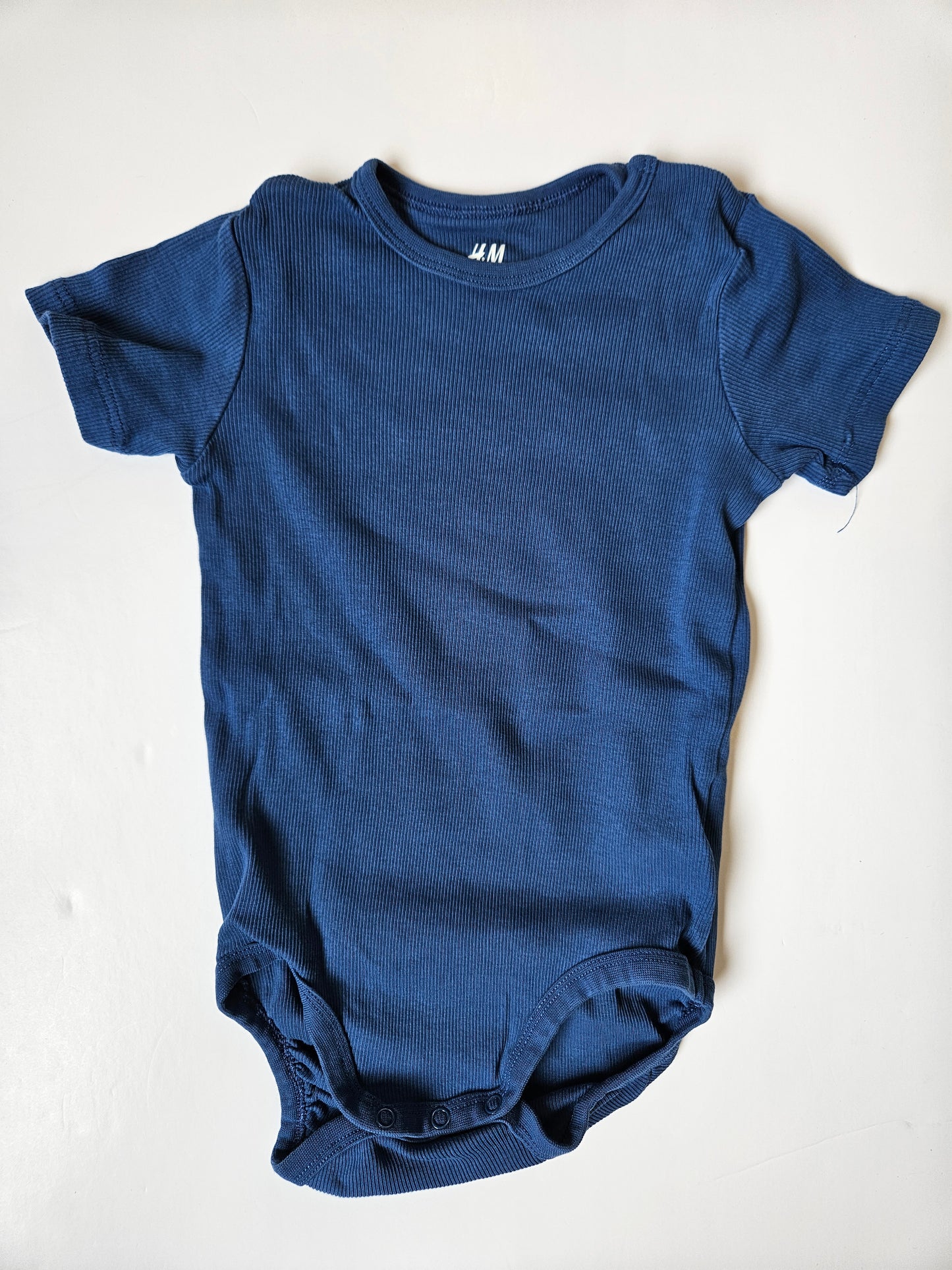 H&M organic cotton bodysuit size 1.5-2T