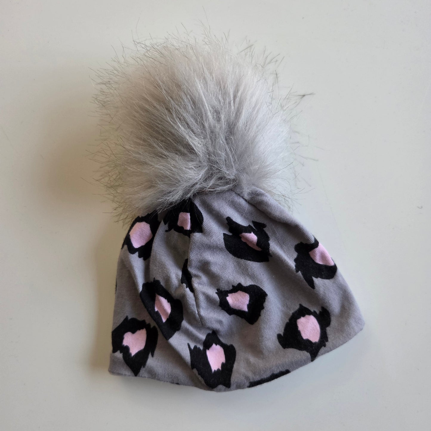 Newborn handmade toque