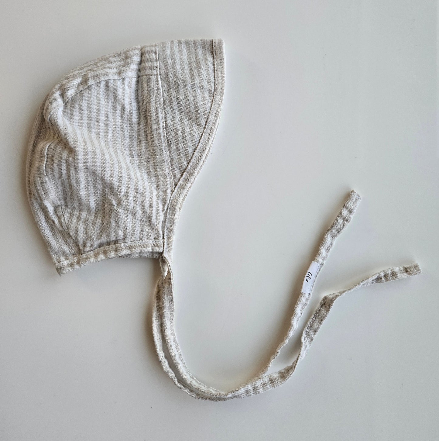 Gliz Reversible Baby Bonnet