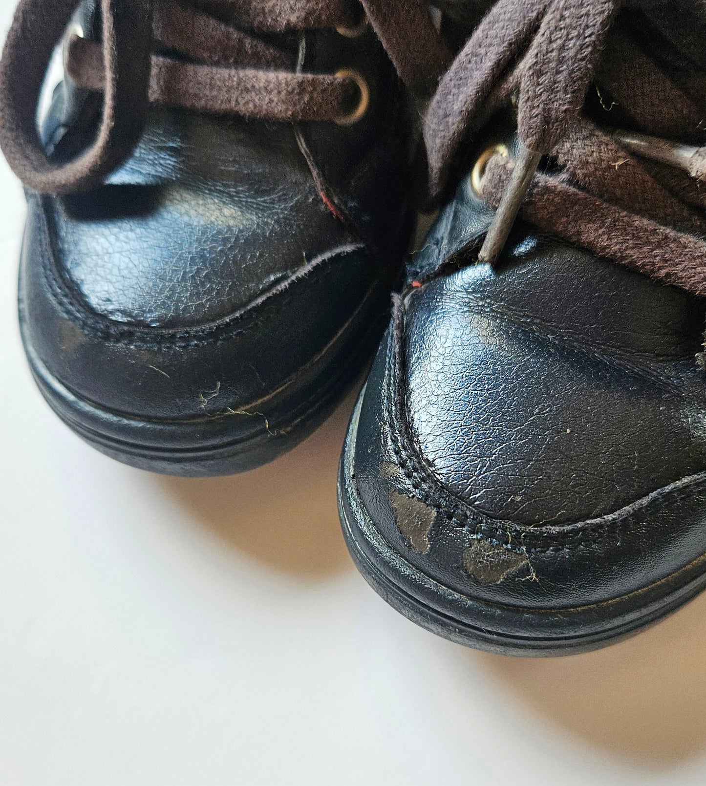 Mayoral black leather sneakers size 27 (US8)