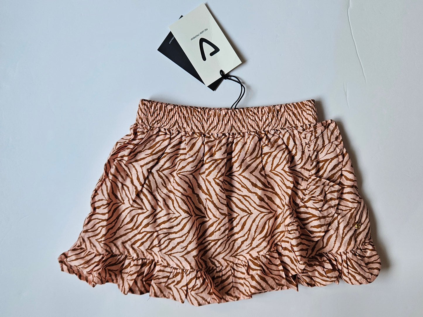 No Way Monday leopard skirt size 116/6T