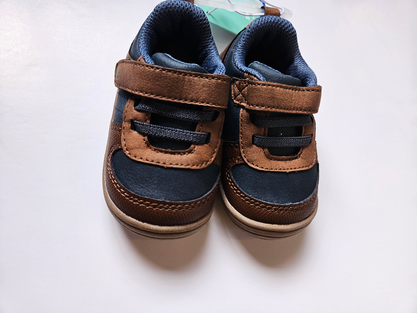 Suprize by Stride Rite sneakers size 4m(EU20)