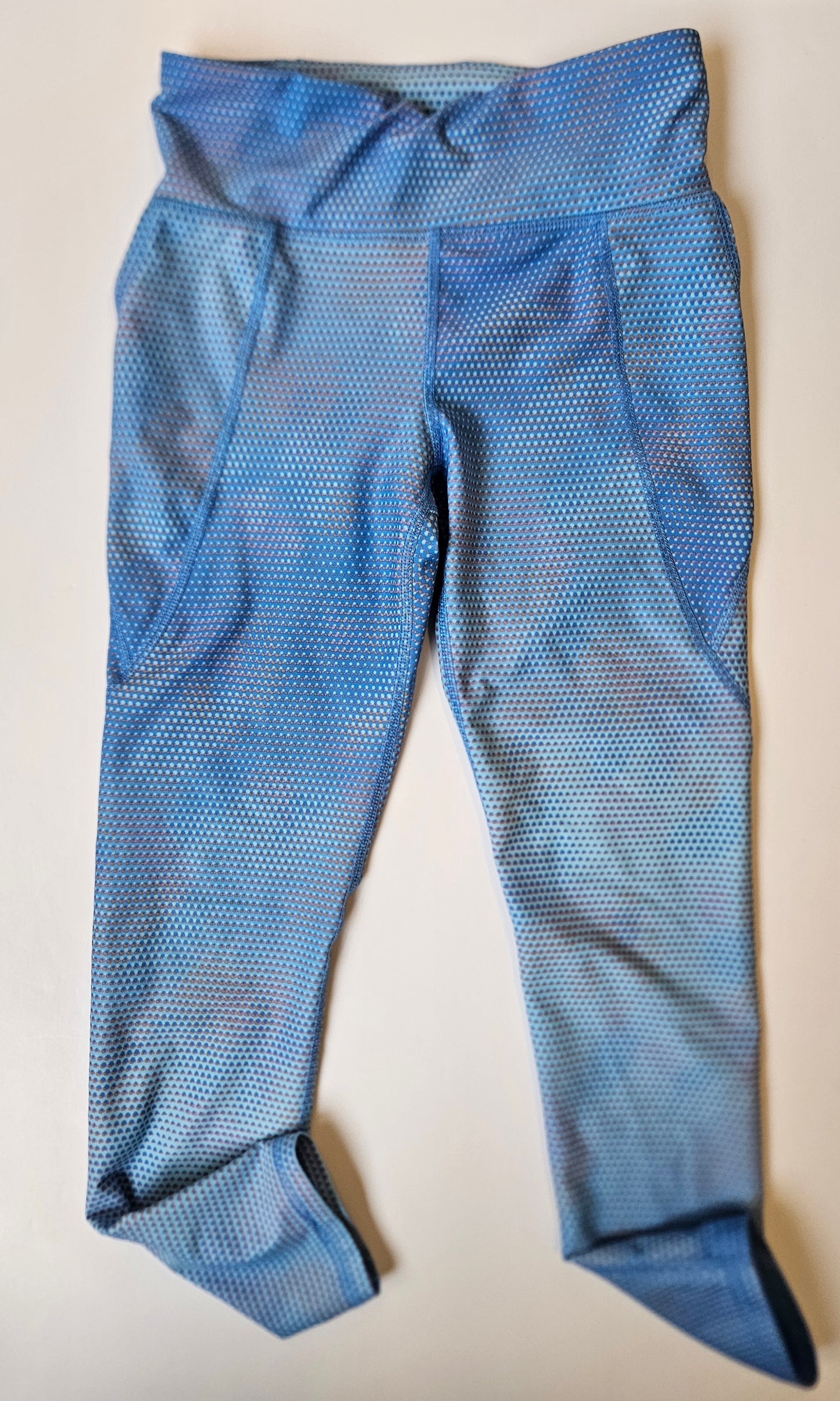 Old Navy Active two-piece set size M (8Y)