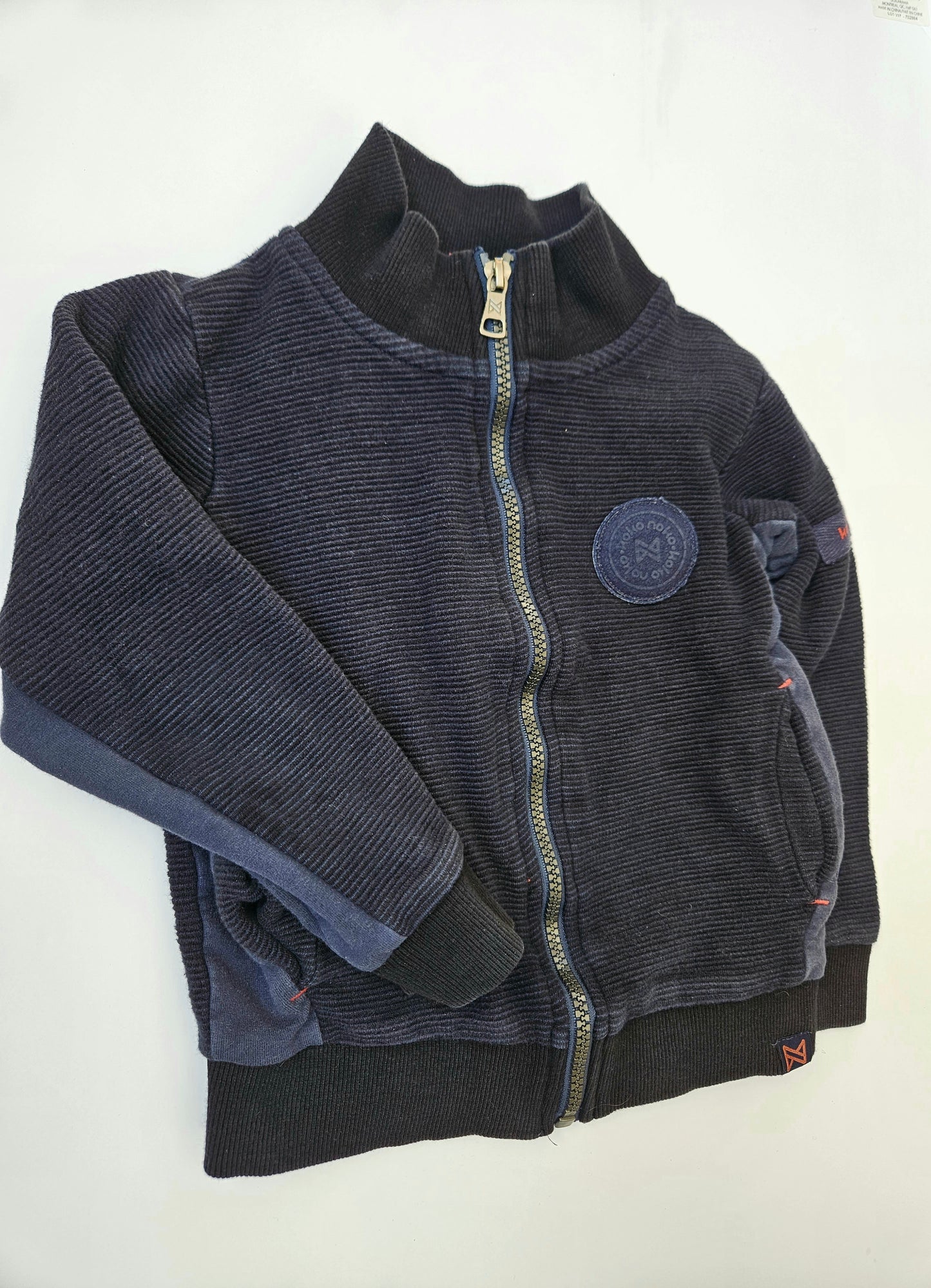 Koko Noko zip up sweater size 4T *slimfit