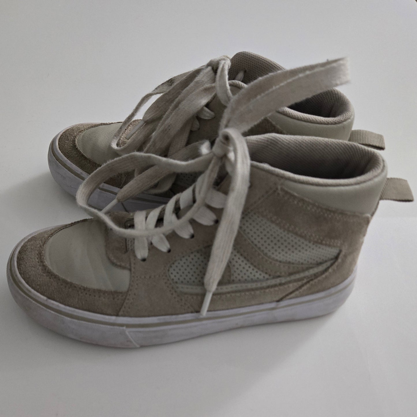 Airwalk Lace Up Sneakers size 3