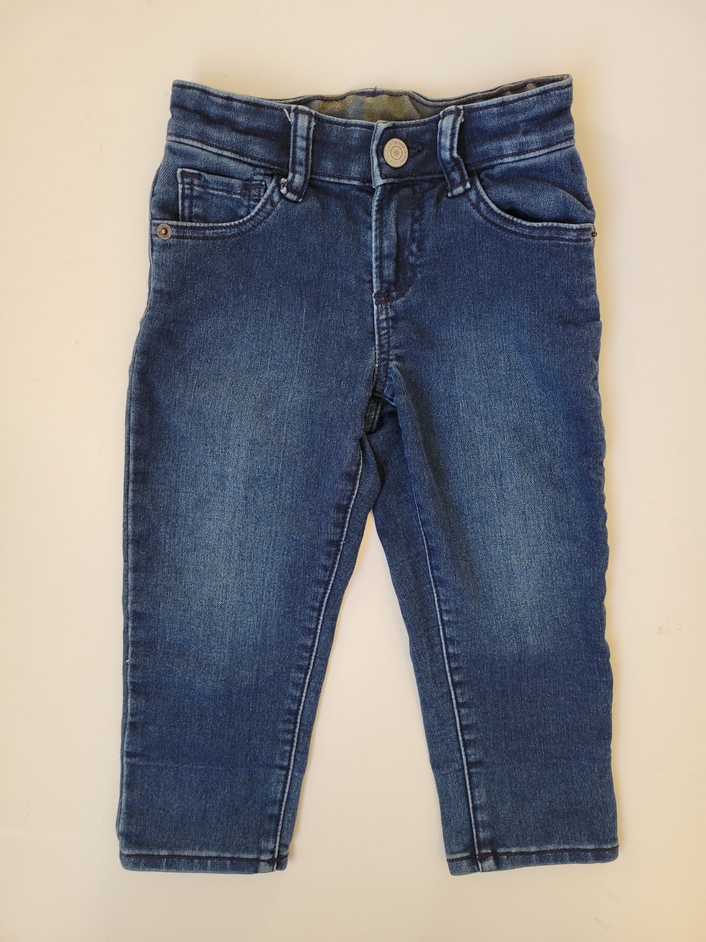 Gap Denim relaxed fit jeans 3T *fits big*