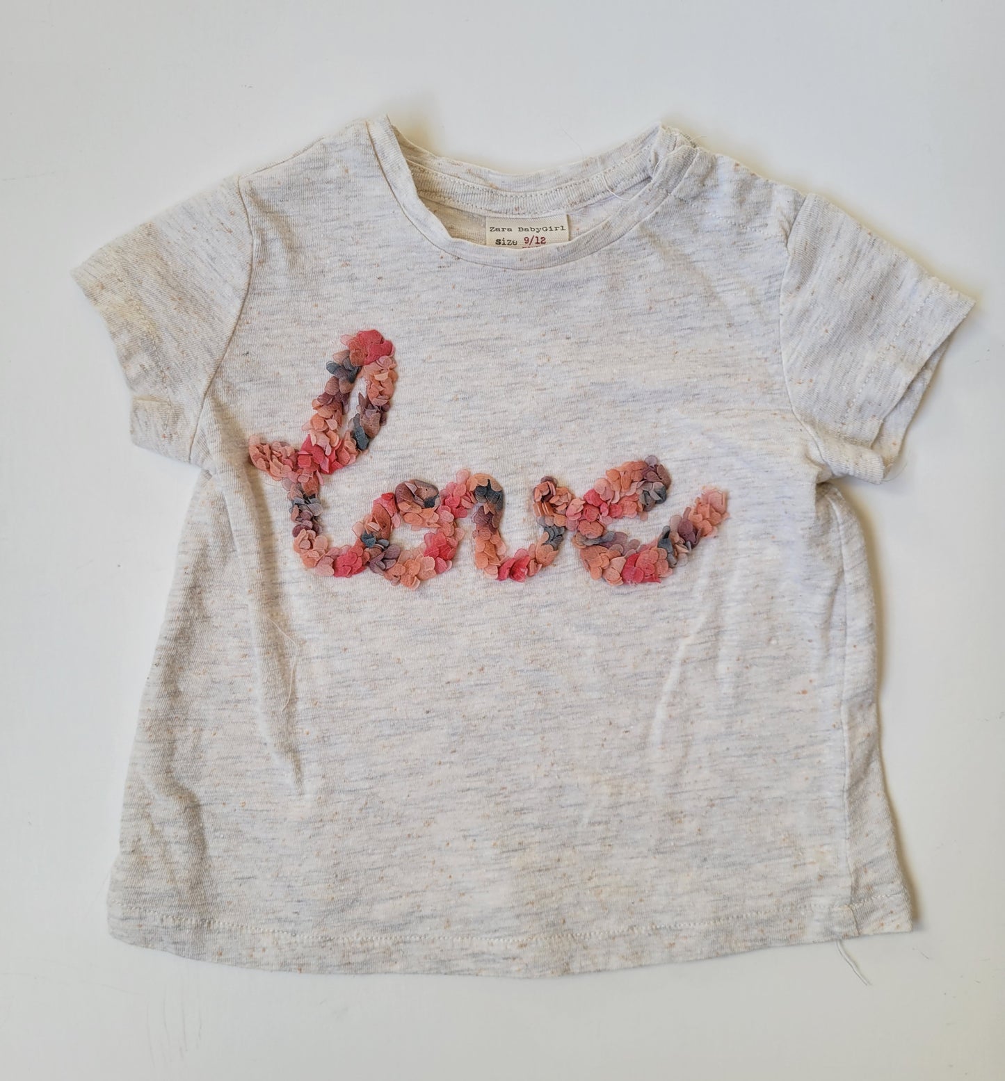 Zara BabyGirl ‘love’ shirt size 9 to 12m