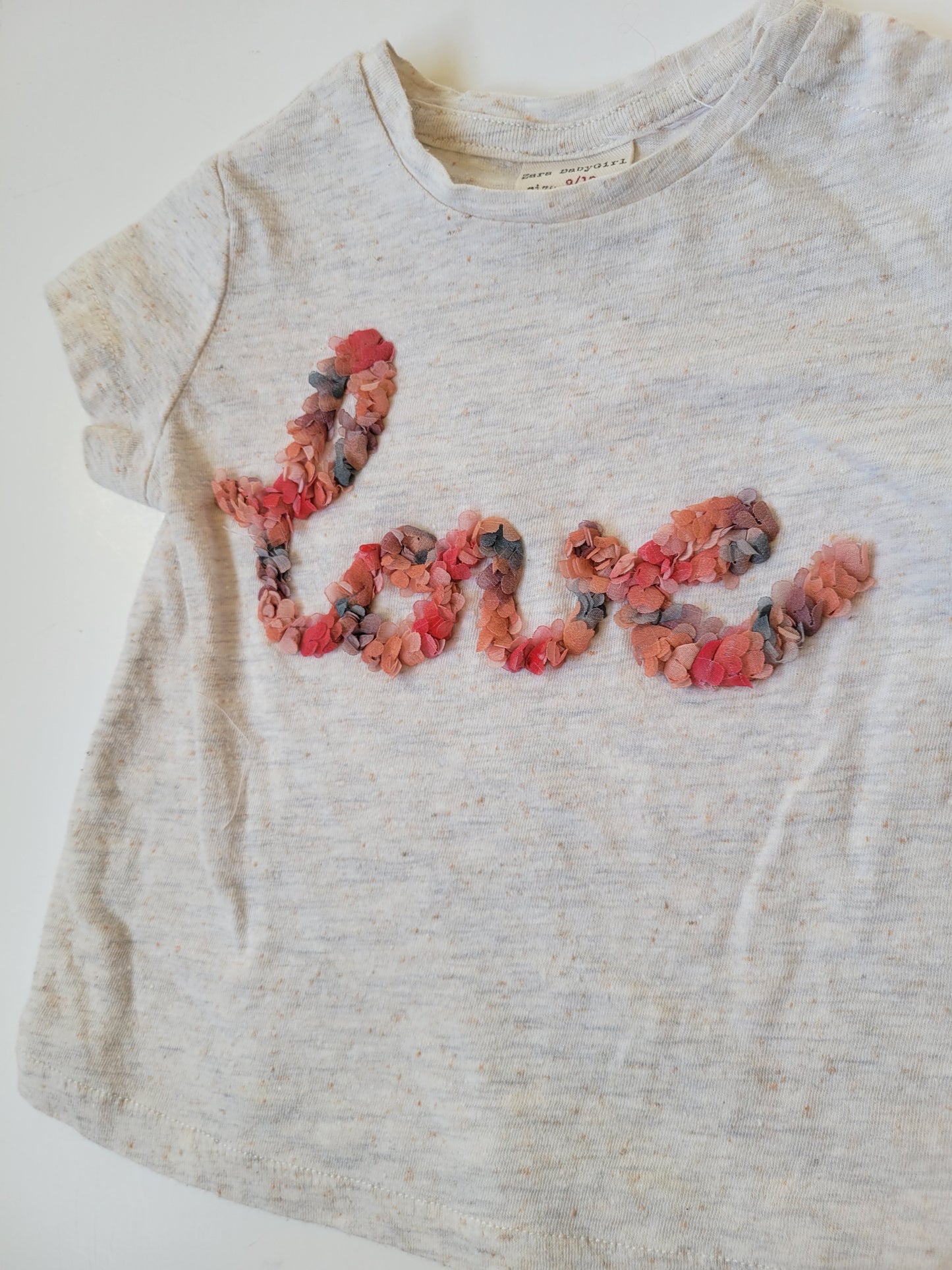 Zara BabyGirl ‘love’ shirt size 9 to 12m